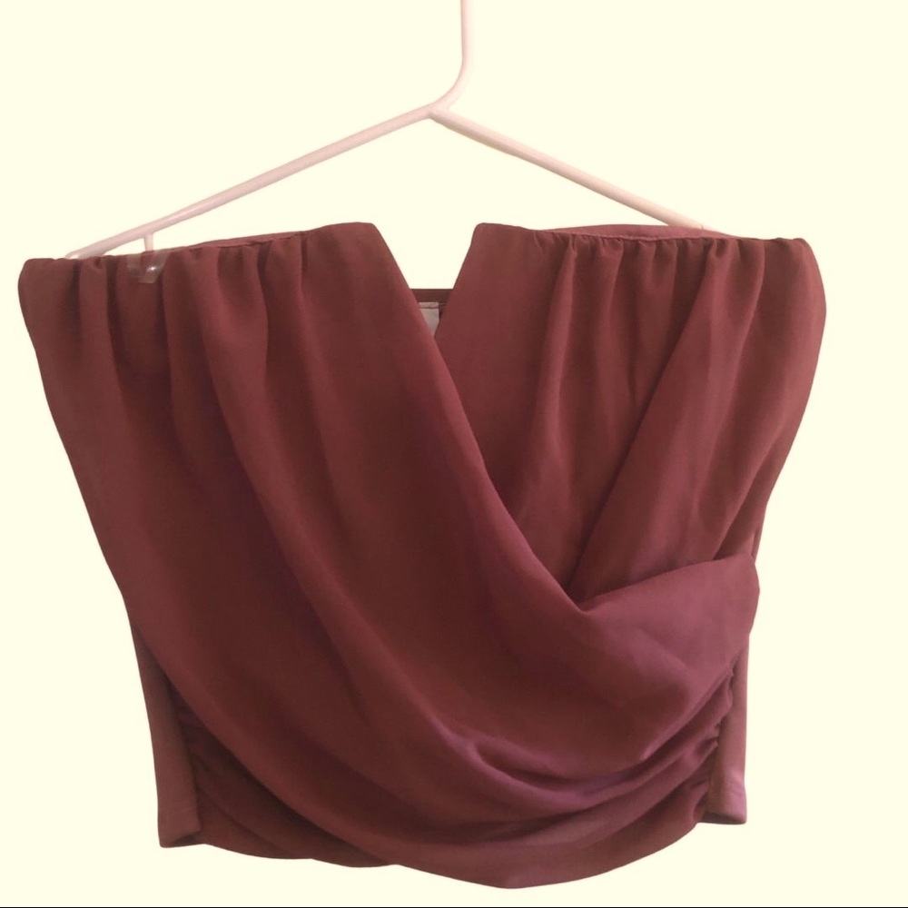 Staples elegant top